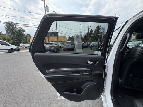 Used 2019 Dodge Durango GT w/ Blacktop Package AWD/4WD image 15
