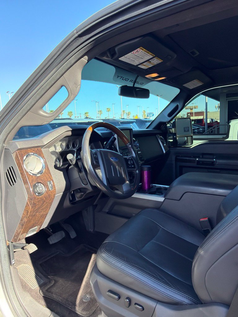 Used 2015 Ford F250 Platinum w/ FX4 Off-Road Package AWD/4WD image 3