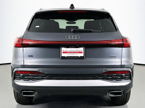 New 2025 Audi Q5 Premium image 3