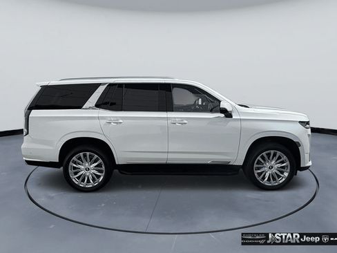 Used 2024 Cadillac Escalade Premium Luxury w/ LPO, Floor Liner Package AWD/4WD image 6