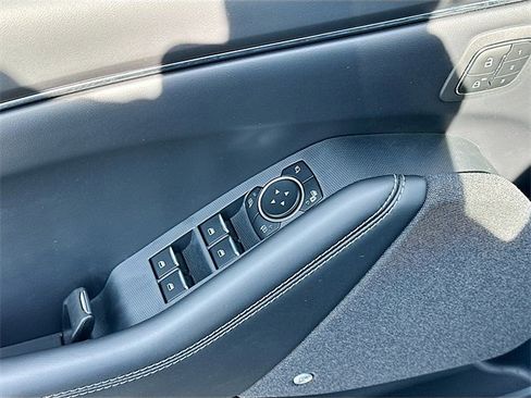 Used 2025 Ford Mustang Mach-E Premium image 18