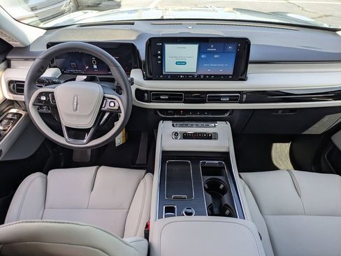 New 2026 Lincoln Aviator Reserve AWD/4WD image 19