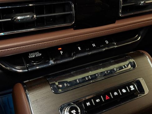 New 2026 Lincoln Aviator Reserve AWD/4WD image 29