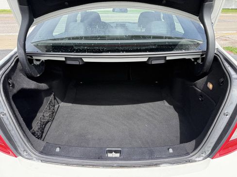Used 2011 Mercedes-Benz C 300 4MATIC Sedan image 14