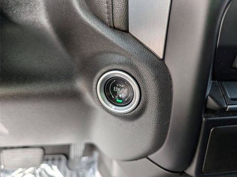 Used 2022 GMC Sierra 1500 Elevation AWD/4WD image 17