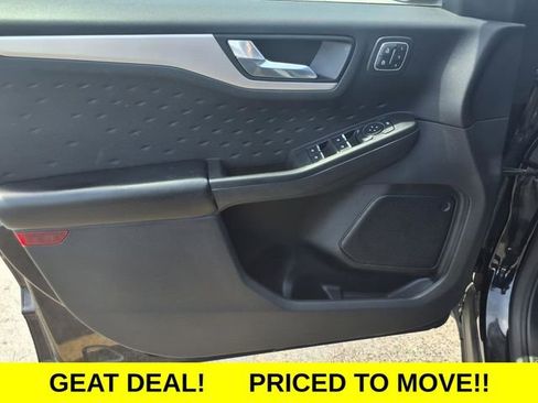 Used 2020 Ford Escape SEL image 13