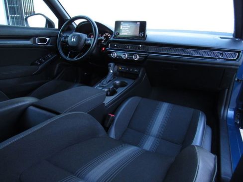 Used 2025 Honda Civic Sport image 12