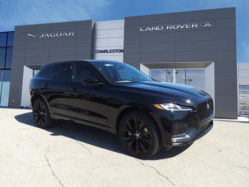 Certified 2026 Jaguar F-PACE R-Dynamic S image 7