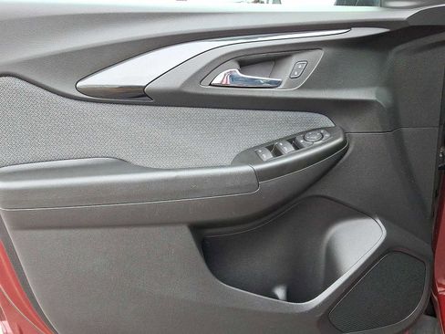 Used 2022 Chevrolet TrailBlazer LT w/ Convenience Package image 26