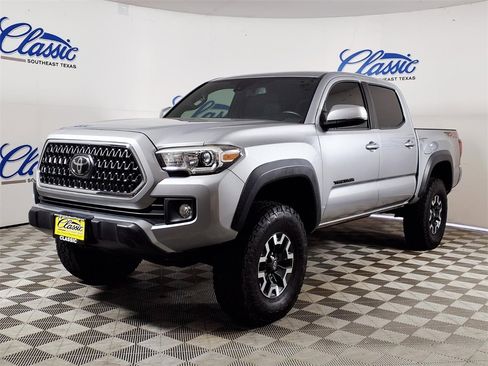 Used 2019 Toyota Tacoma TRD Off-Road image 6