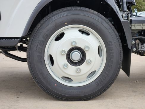 New 2024 Chevrolet Low Cab Forward 5500XD image 15