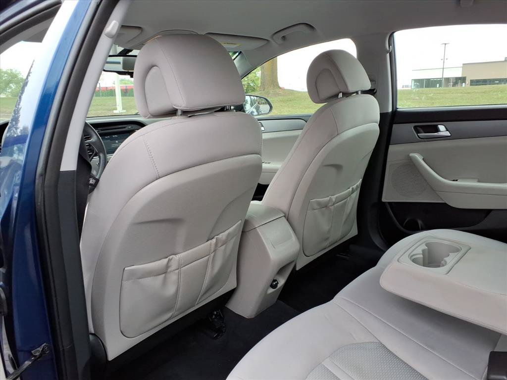 Used 2016 Hyundai Sonata SE FWD image 25