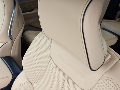 New 2026 Jeep Grand Cherokee L Summit AWD/4WD image 27