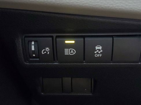 New 2026 Toyota Corolla Cross L image 30