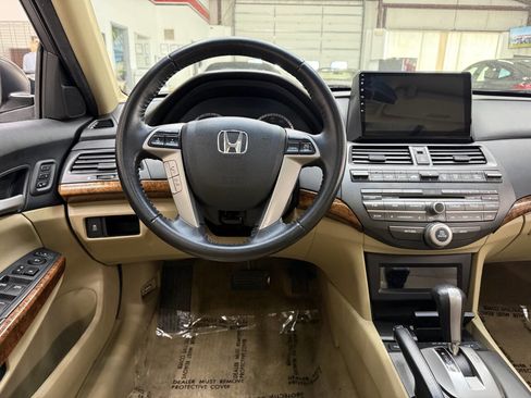 Used 2011 Honda Accord EX-L image 21