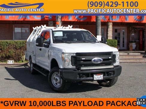 Used 2017 Ford F250 XL w/ Power Equipment Group AWD/4WD image 1