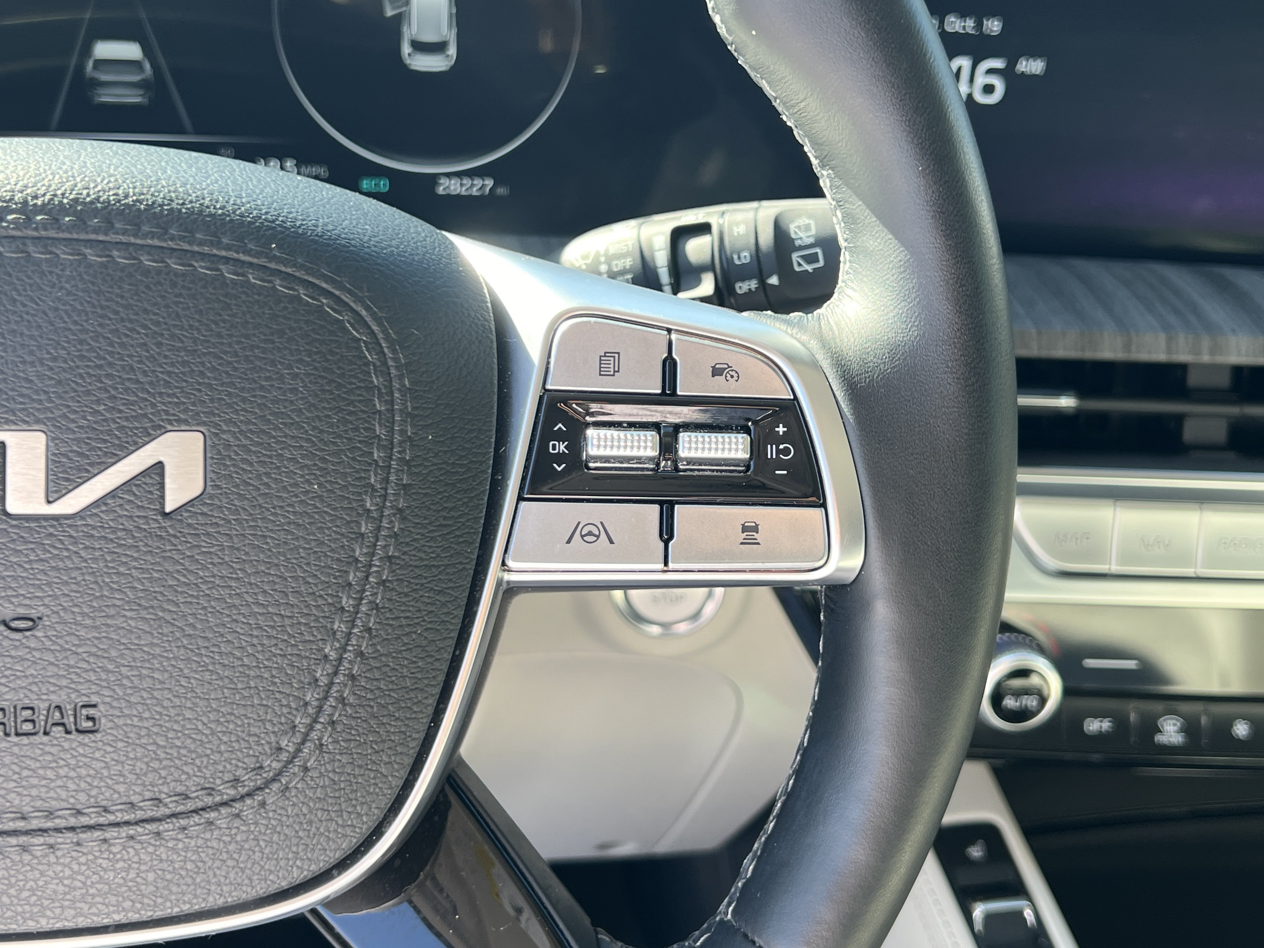Used 2024 Kia Telluride SX AWD/4WD image 18