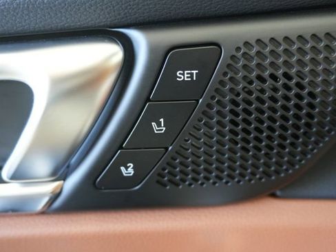 Used 2025 Kia Telluride SX X-Line image 27