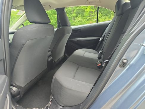 Used 2025 Toyota Corolla LE FWD image 13