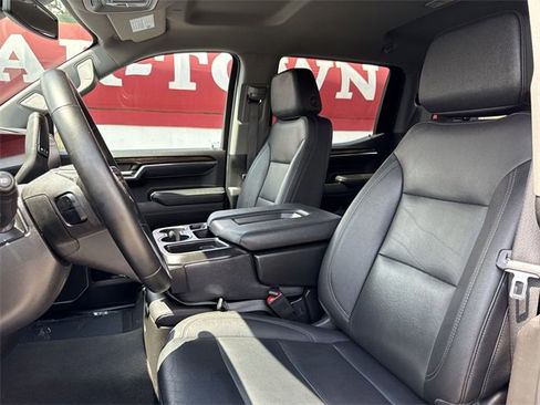 Used 2024 GMC Sierra 1500 SLT image 11