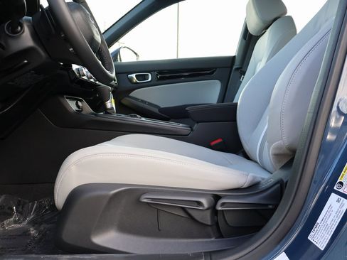 New 2026 Honda Civic Sport image 30