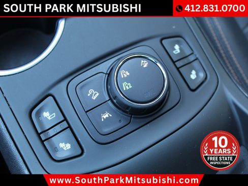 Used 2021 GMC Terrain SLT w/ Infotainment Package II AWD/4WD image 23