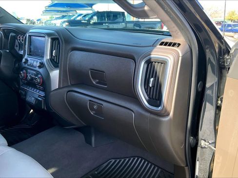 Used 2019 Chevrolet Silverado 1500 LTZ image 18