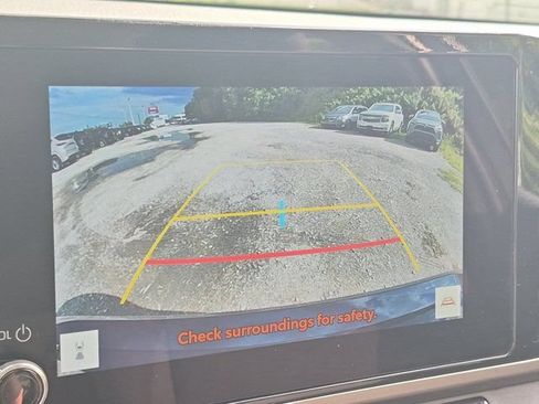 Used 2025 Toyota Camry LE FWD image 17