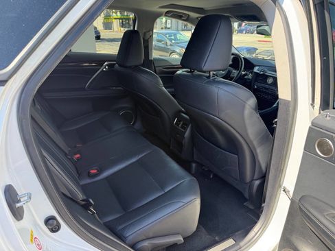 Used 2019 Lexus RX 350 FWD w/ Navigation Package image 29