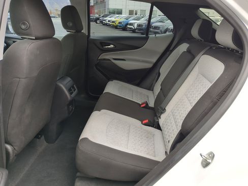 Used 2023 Chevrolet Equinox LT w/ Driver Convenience Package image 29