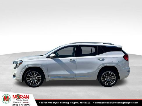 Certified 2024 GMC Terrain Denali w/ Denali Premium Package AWD/4WD image 2