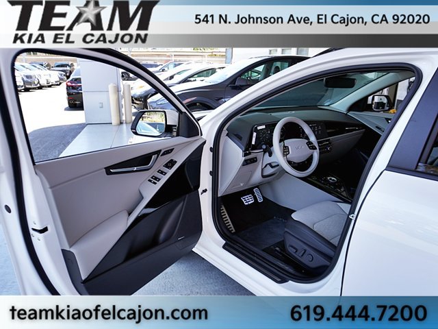 New 2026 Kia Niro Wave w/ Wave Preserve Package FWD image 42