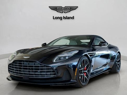 Used 2024 Aston Martin DB12 Convertible RWD image 2