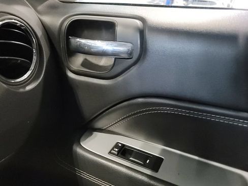 Used 2016 Jeep Compass High Altitude AWD/4WD image 22