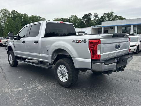 Used 2018 Ford F250 XLT AWD/4WD image 6