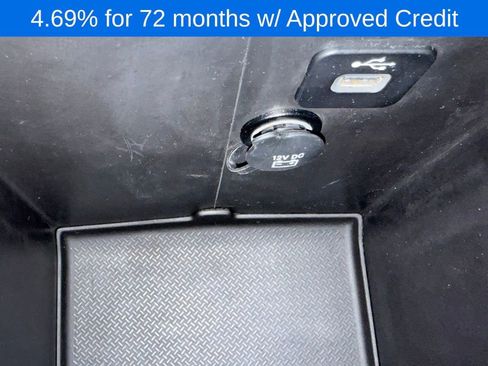 Used 2017 Jeep Wrangler Sport image 25