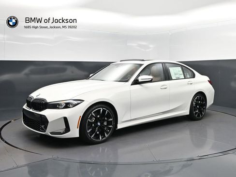 New 2026 BMW 330i Sedan w/ M Sport Package RWD image 3