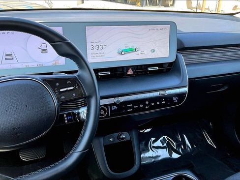 Certified 2024 Hyundai Ioniq 5 SE RWD image 8