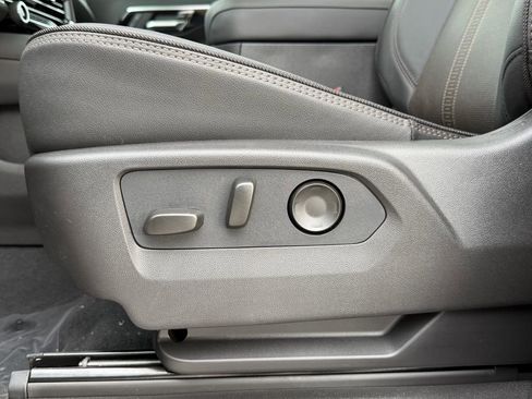 New 2026 Chevrolet Tahoe High Country image 22