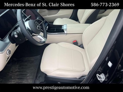 Used 2025 Mercedes-Benz C 300 4MATIC Sedan image 22
