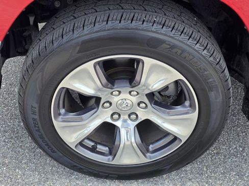 Used 2024 RAM 1500 Laramie image 35