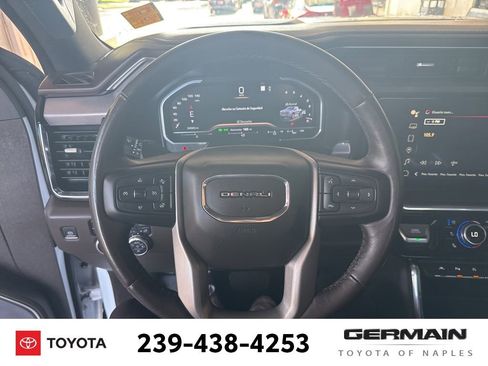 Used 2022 GMC Sierra 1500 Denali w/ Denali Reserve Package AWD/4WD image 22