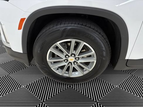 Certified 2023 Chevrolet Traverse LT AWD/4WD image 9