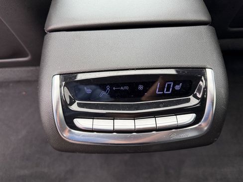 Used 2021 Cadillac XT6 Premium Luxury AWD/4WD image 19