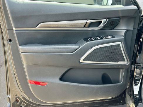 Used 2022 Kia Telluride EX FWD image 24