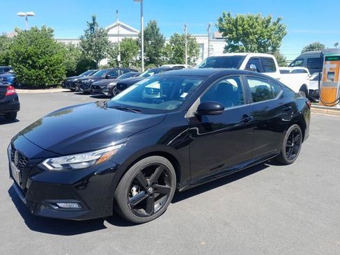 Used 2023 Nissan Sentra SR w/ Midnight Edition Package FWD image 19