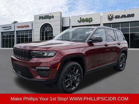 Certified 2025 Jeep Grand Cherokee Limited w/ Trailer Tow Package AWD/4WD image 7