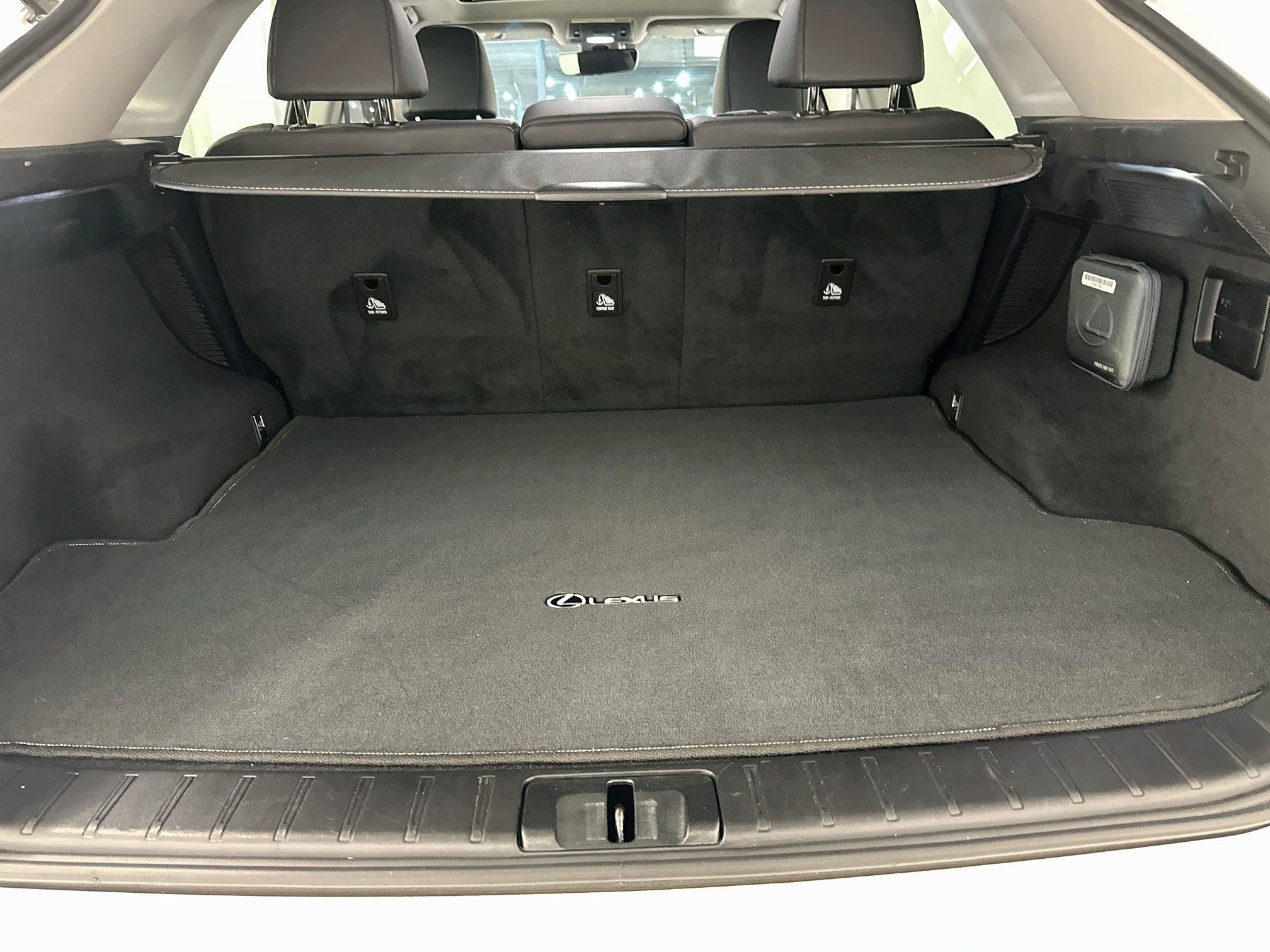 Used 2022 Lexus RX 450h AWD w/ Premium Package image 30