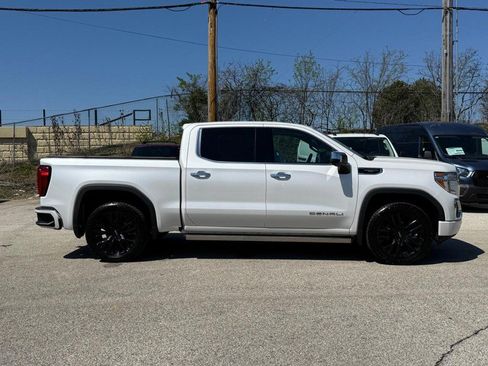Used 2020 GMC Sierra 1500 Denali w/ Denali Ultimate Package AWD/4WD image 2