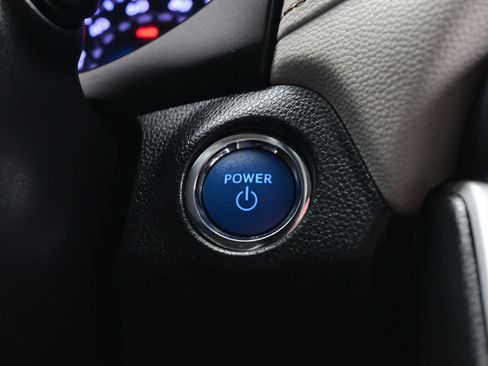 Used 2022 Toyota RAV4 XLE Premium AWD/4WD image 23